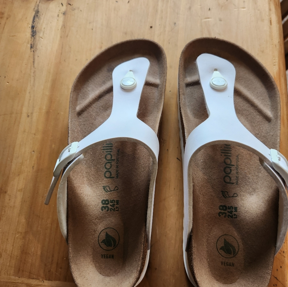 Birkenstock Padillo White Sandals. New. No tags. Size 7.5-8